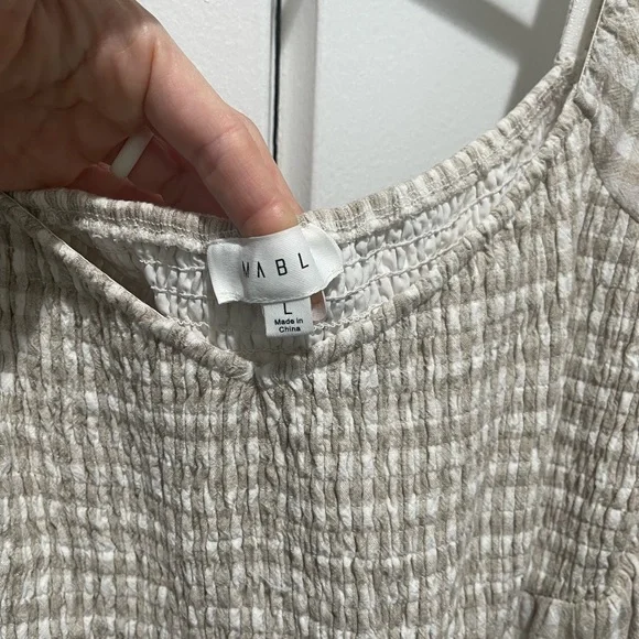 MINI ESCAPE BEIGE GINGHAM DRESS - Picture 12 of 13